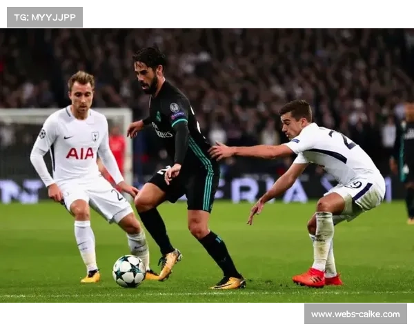 欧冠赛程与国内联赛平衡难题，冬季赛程密集待解