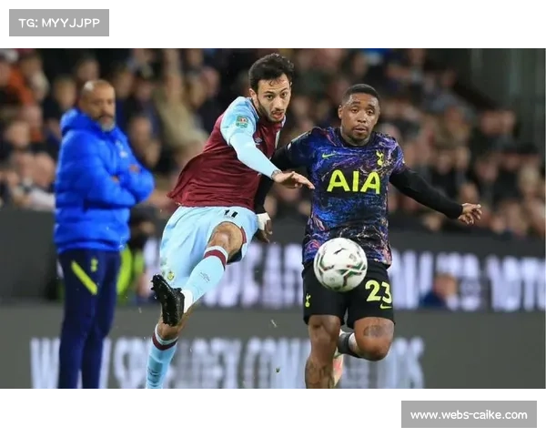 伯恩利vs热刺，杜布拉夫卡8次扑救成全场最佳